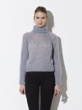 Maiami Sweater Women’s Medium Mohair Merino Wool Knit Turtleneck